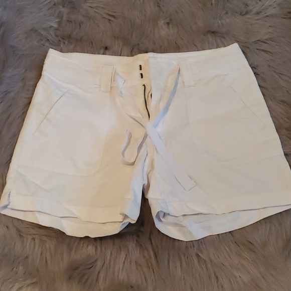 Shorts - Picture 1 of 2